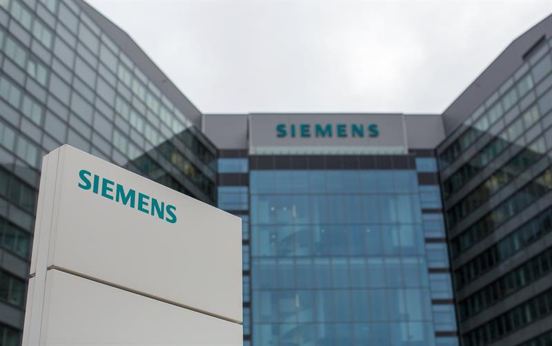  Siemens verdedigt de bezuinigingen op de noodzaak om concurrerend te blijven