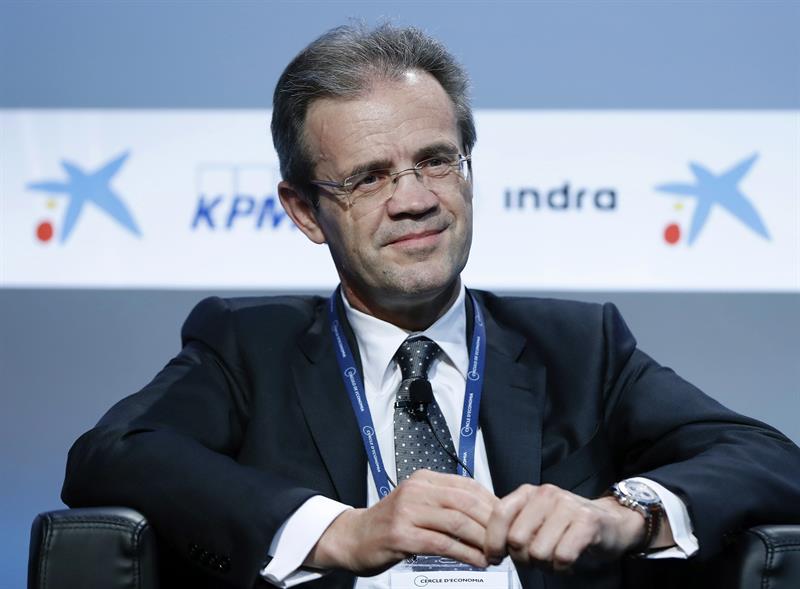  Jordi Gual geeft de resultaten van CaixaBank aan de adviescommissie van de aandeelhouders