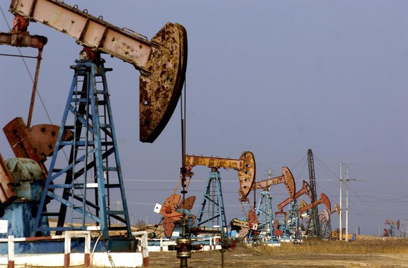  Texas olie opent met een daling van 0,99% tot $ 55,15
