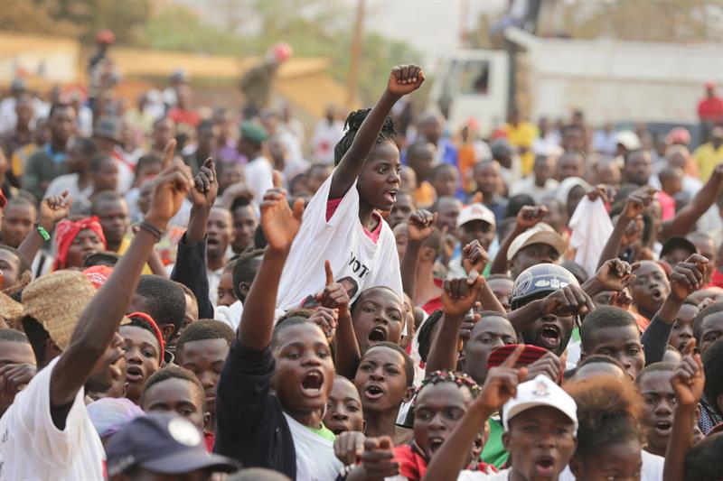  Hoofdstad van de Democratische Republiek Congo verlamd door protest tegen de vertraging van de verkiezingen