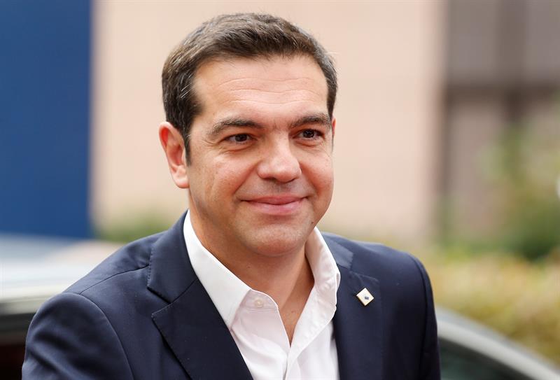  Tsipras zal 1.400 miljoen euro van het begrotingsoverschot onder de bevolking verdelen