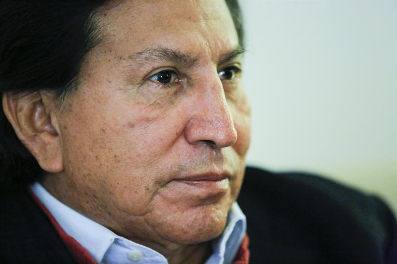  Het Constitutionele van Peru verwerpt Toledo's beroep tegen het aanhoudingsbevel