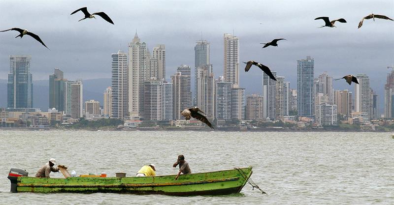  Panama houdt zich aan het wereldregister van schepen om illegale visvangst onder controle te houden