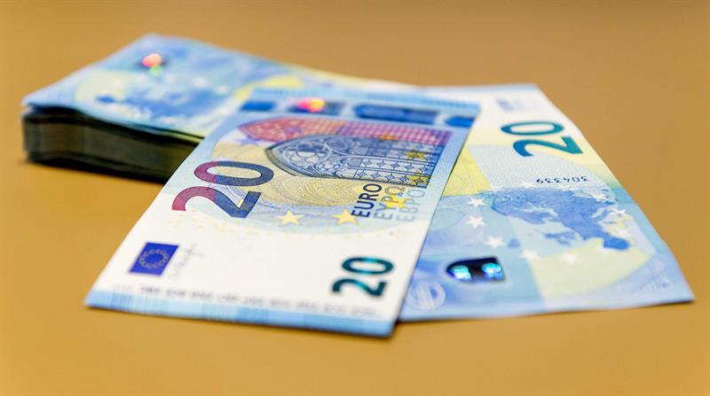  De euro daalt naar 1.1649 dollar