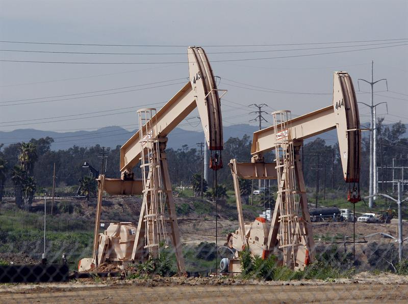  Texas olie opent 0,07% tot $ 56,78