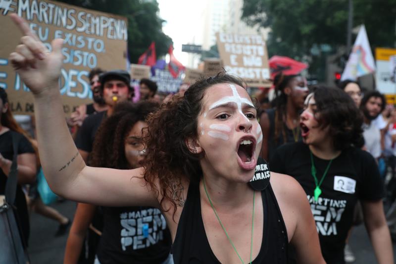  Vakbondsactivisten protesteren in heel BraziliÃ« tegen hervorming van de arbeidsmarkt