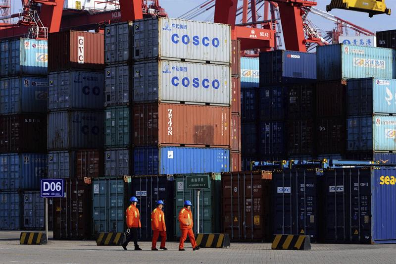  Chinese import stijgt in oktober met 15,9% met 6,1% van de export