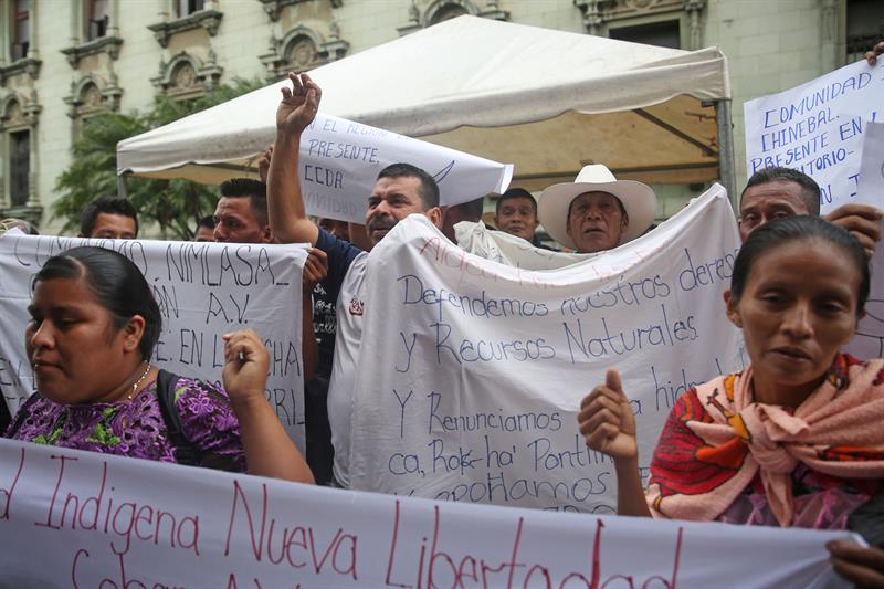  De industrie van Guatemala veroordeelt "miljonairverliezen" voor boerenwerkloosheid